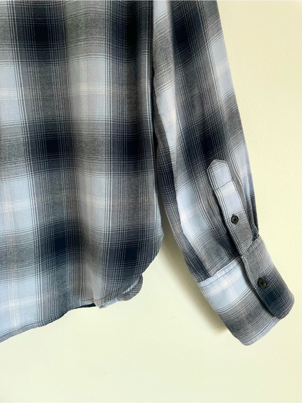 Madewell Easy Y-Neck Button-Up Shirt Size S EUC in Deep Indigo Flannel Comfy - Picture 12 of 15